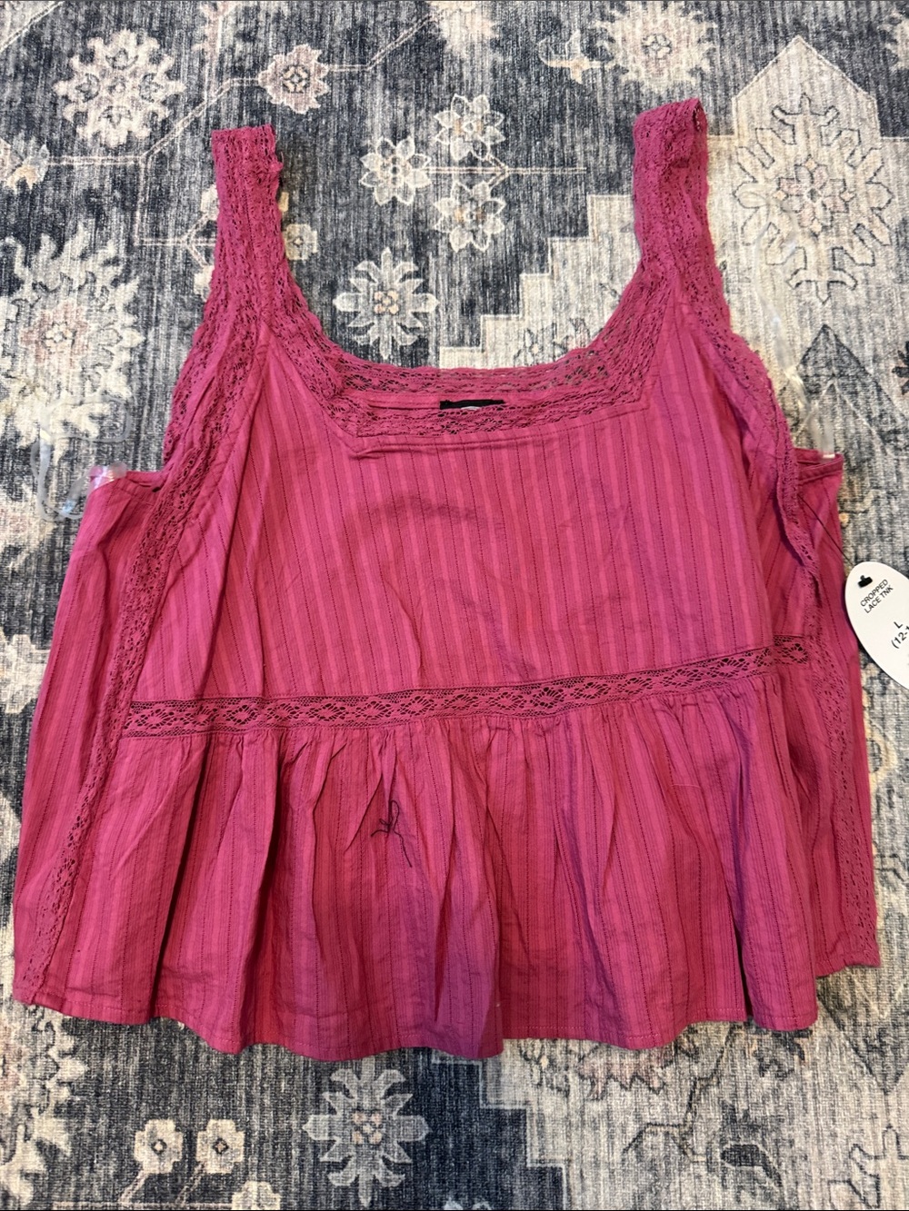 Sleeveless Lace-Trim Tank Top in Raspberry Pink